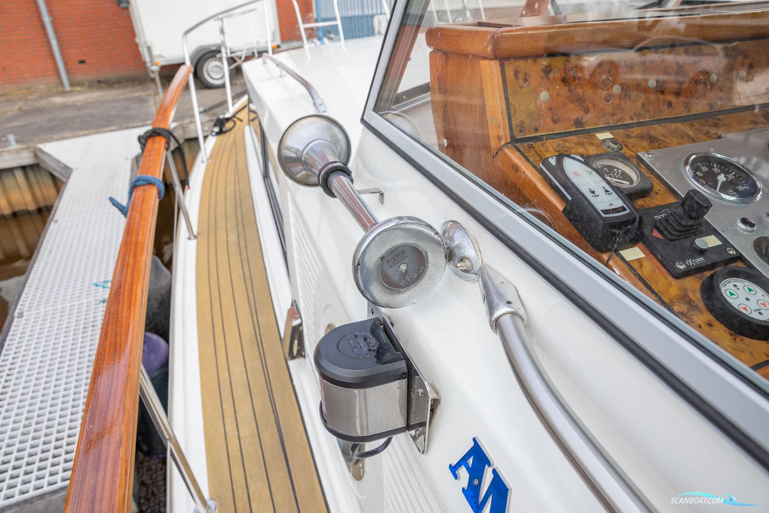 Amerglass 32 AK HT