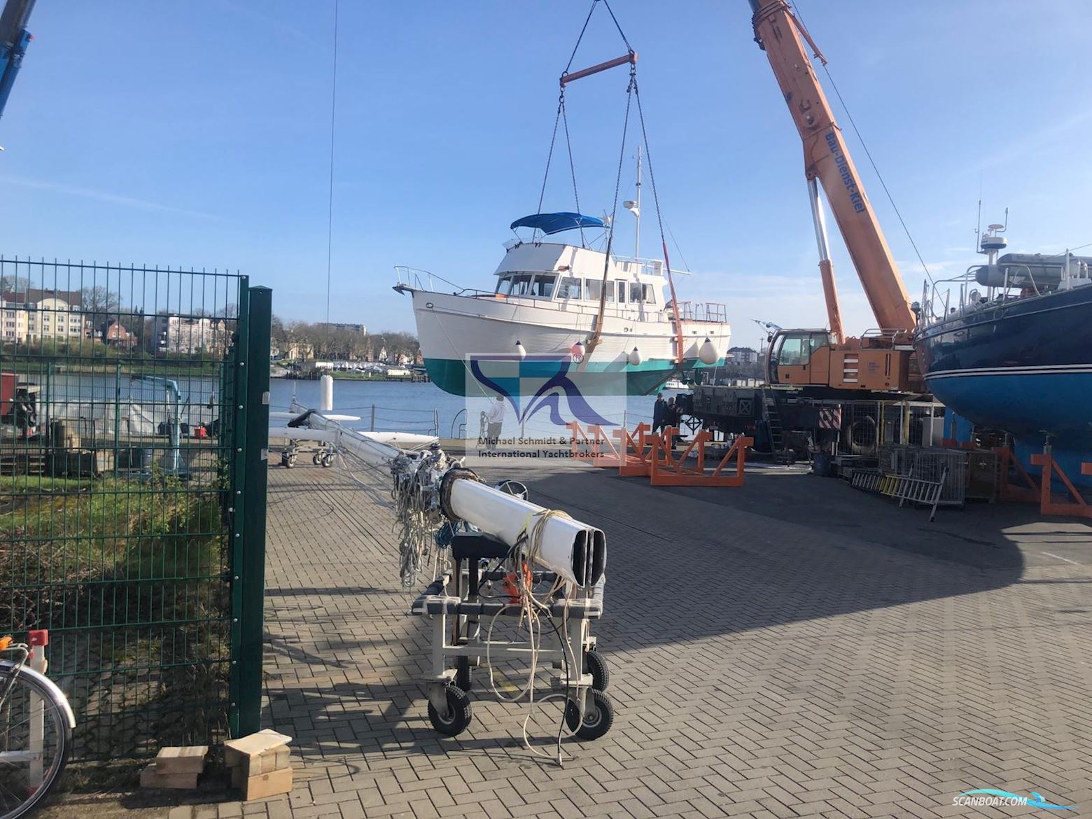 American Marine GRAND BANKS 48 MY