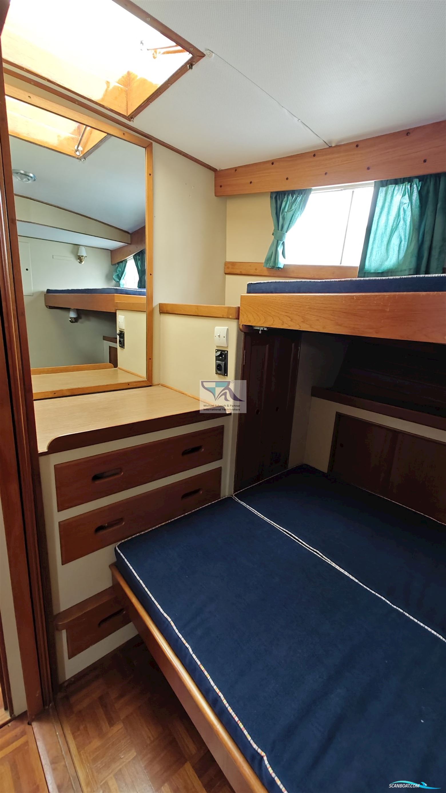 American Marine GRAND BANKS 48 MY