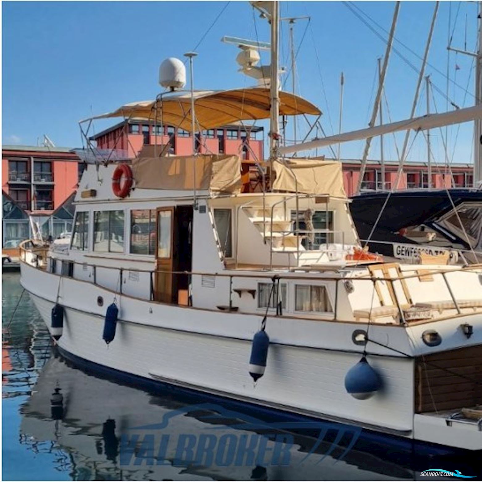 American Marine GRAND BANKS 49 CLASSIC Motorboot 1982, mit Caterpillar 3208 ASPIRATI motor, Italien