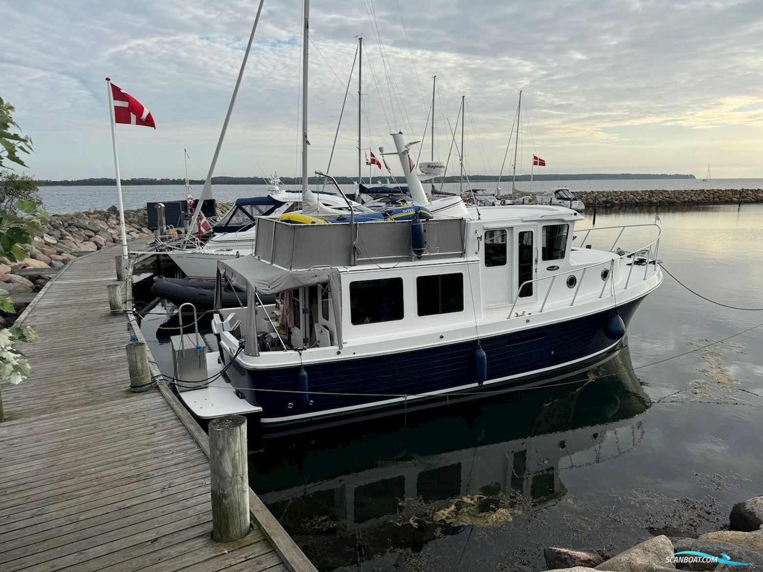 American Tug 34