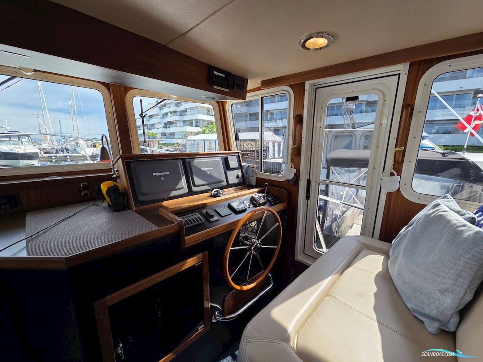 American Tug 34