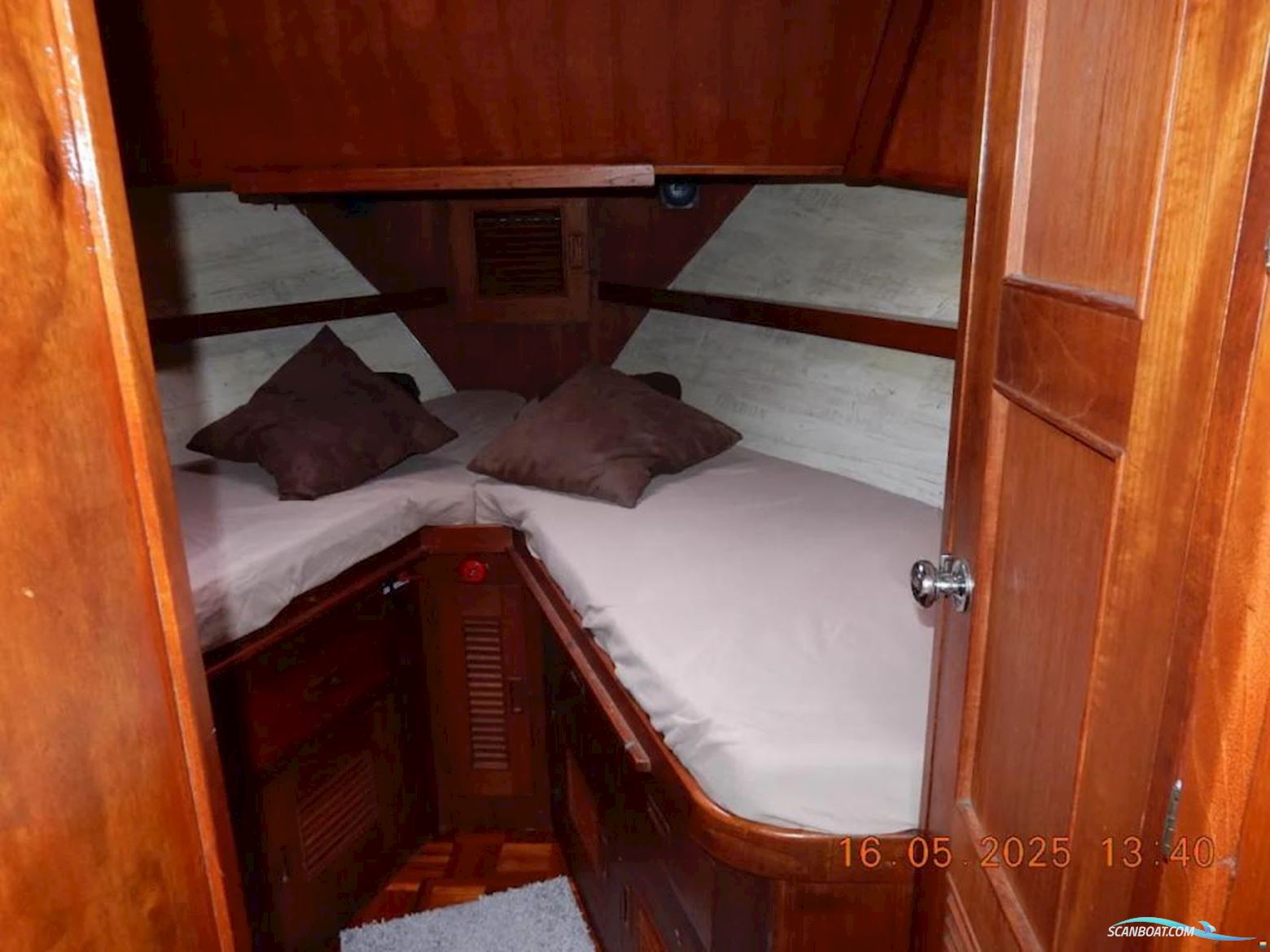 AMS Trawler 40