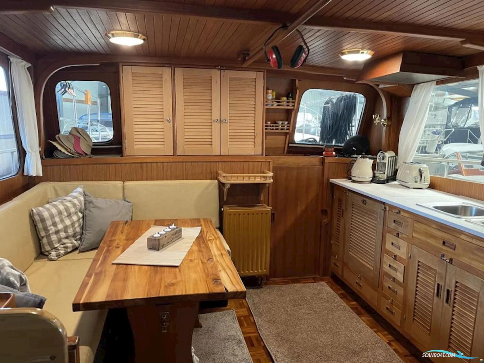 AMS Trawler 40