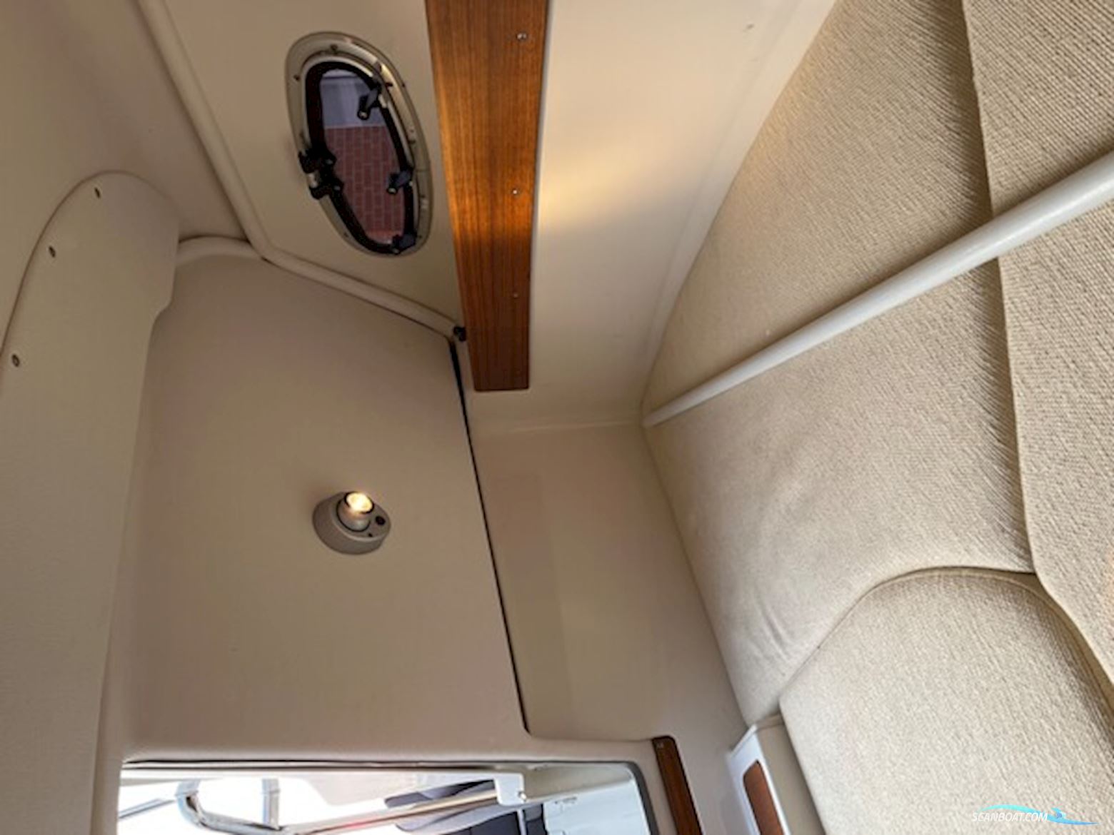 AMT 200 DC med 135 hk Honda-EFI 4 takt og 1800 kg Brenderup bådtrailer - Anvisningssalg