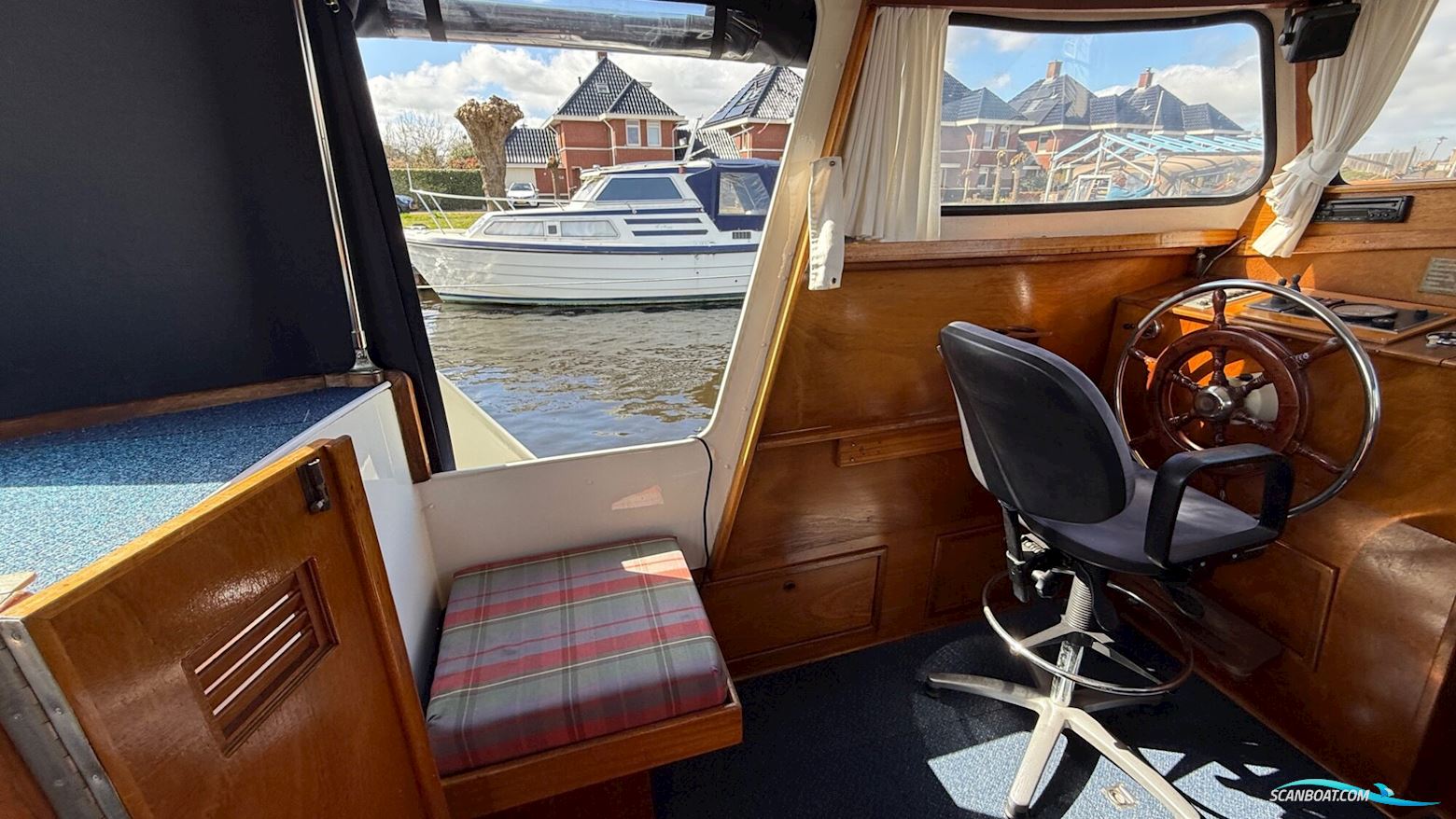 Amulet Vlet 10.00 OK AK