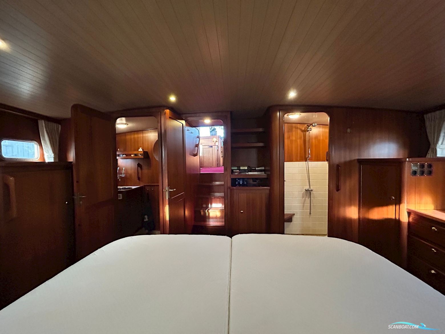 Ankertrawler 1700 AK/PH