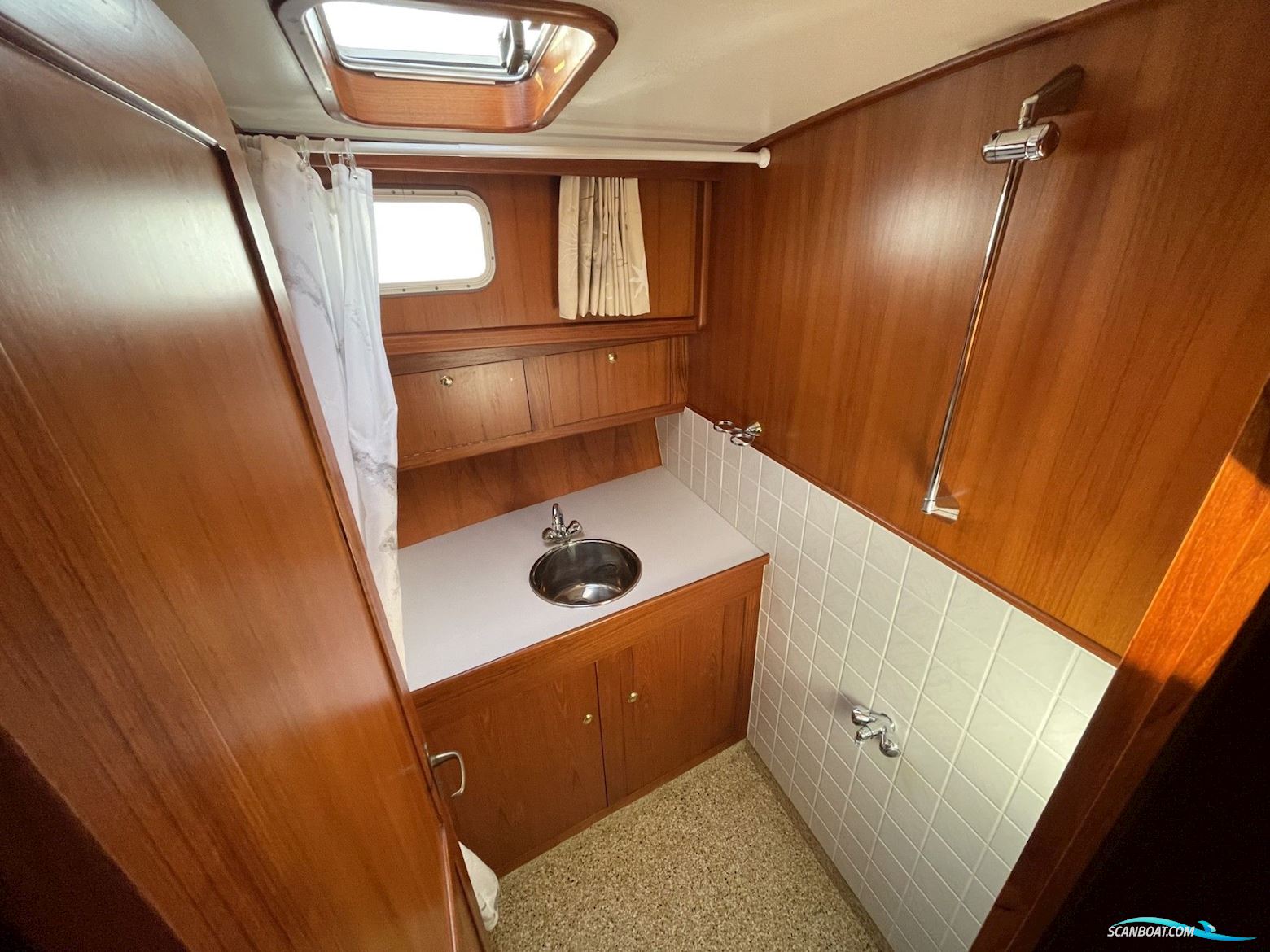 Ankertrawler 1700 AK/PH