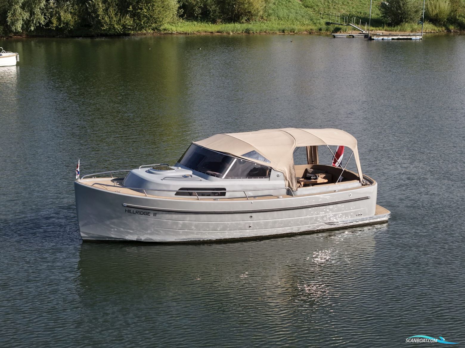 Antaris Seventy7 Cabin