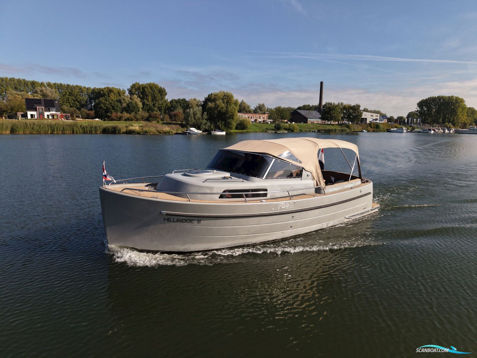 Antaris Seventy7 Cabin