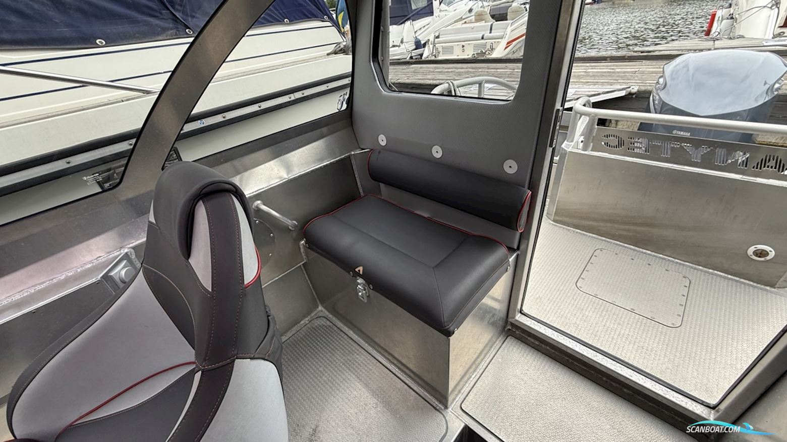 ANYTEC 747 CAB