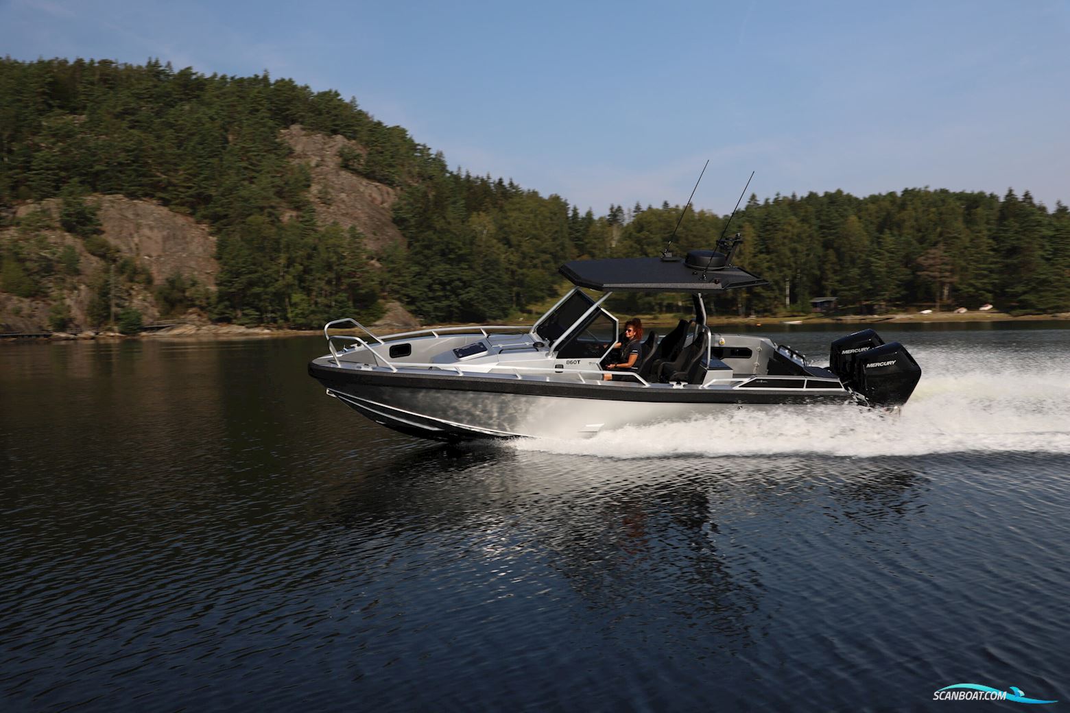 Anytec 860-T 2025 Motorboot 2024, Sweden
