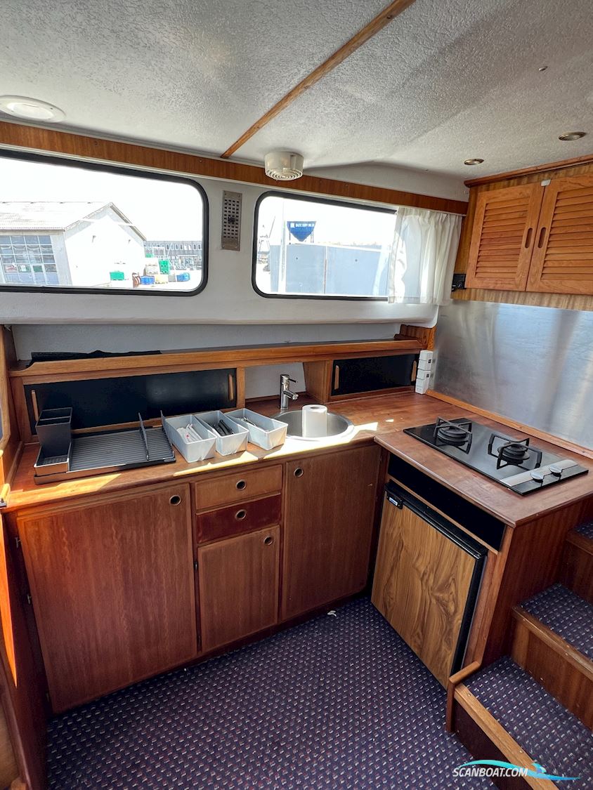 Apollo 32 Tt De Luxe