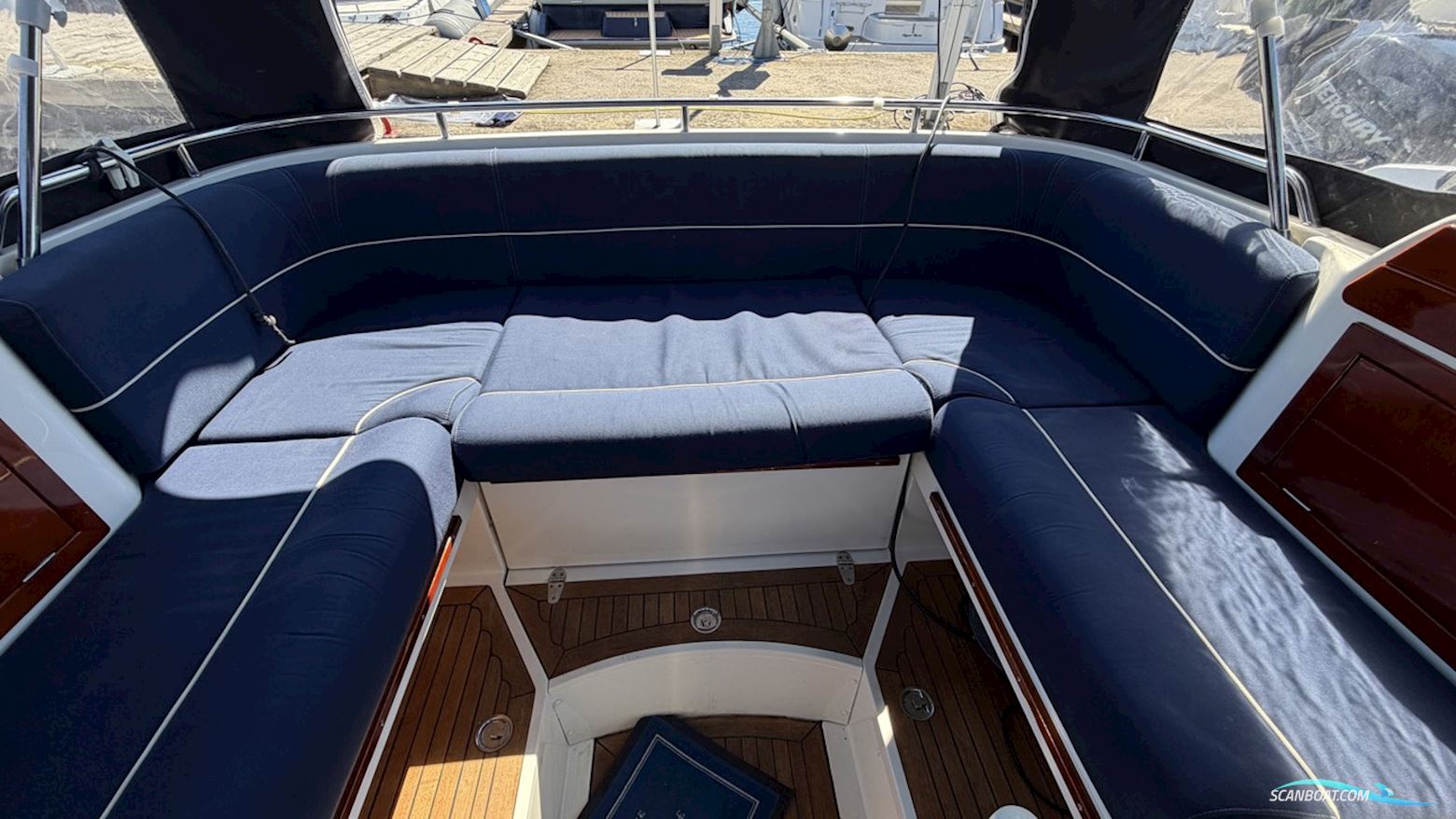 Aquador 23 DC