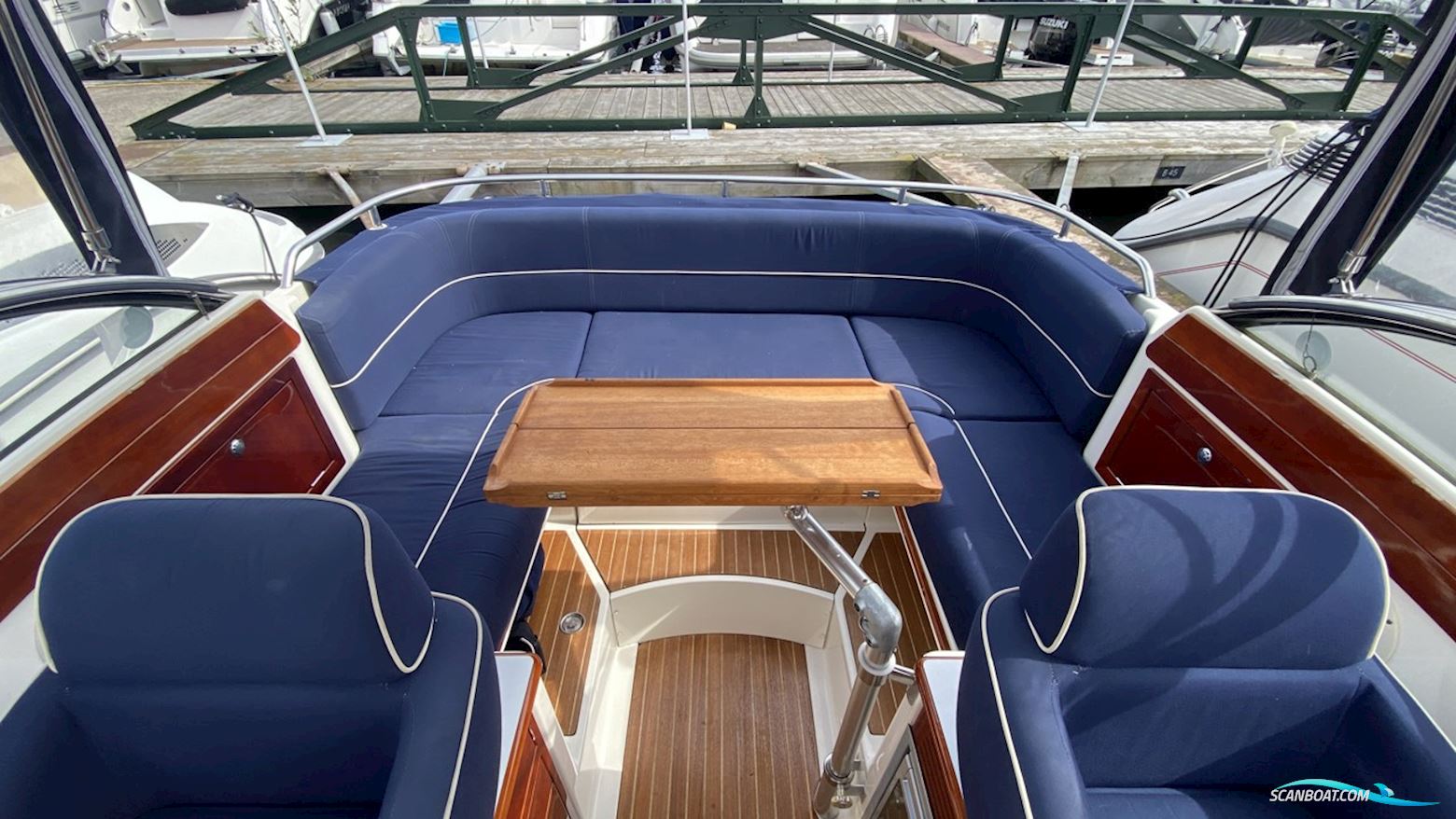 AQUADOR 23 DC