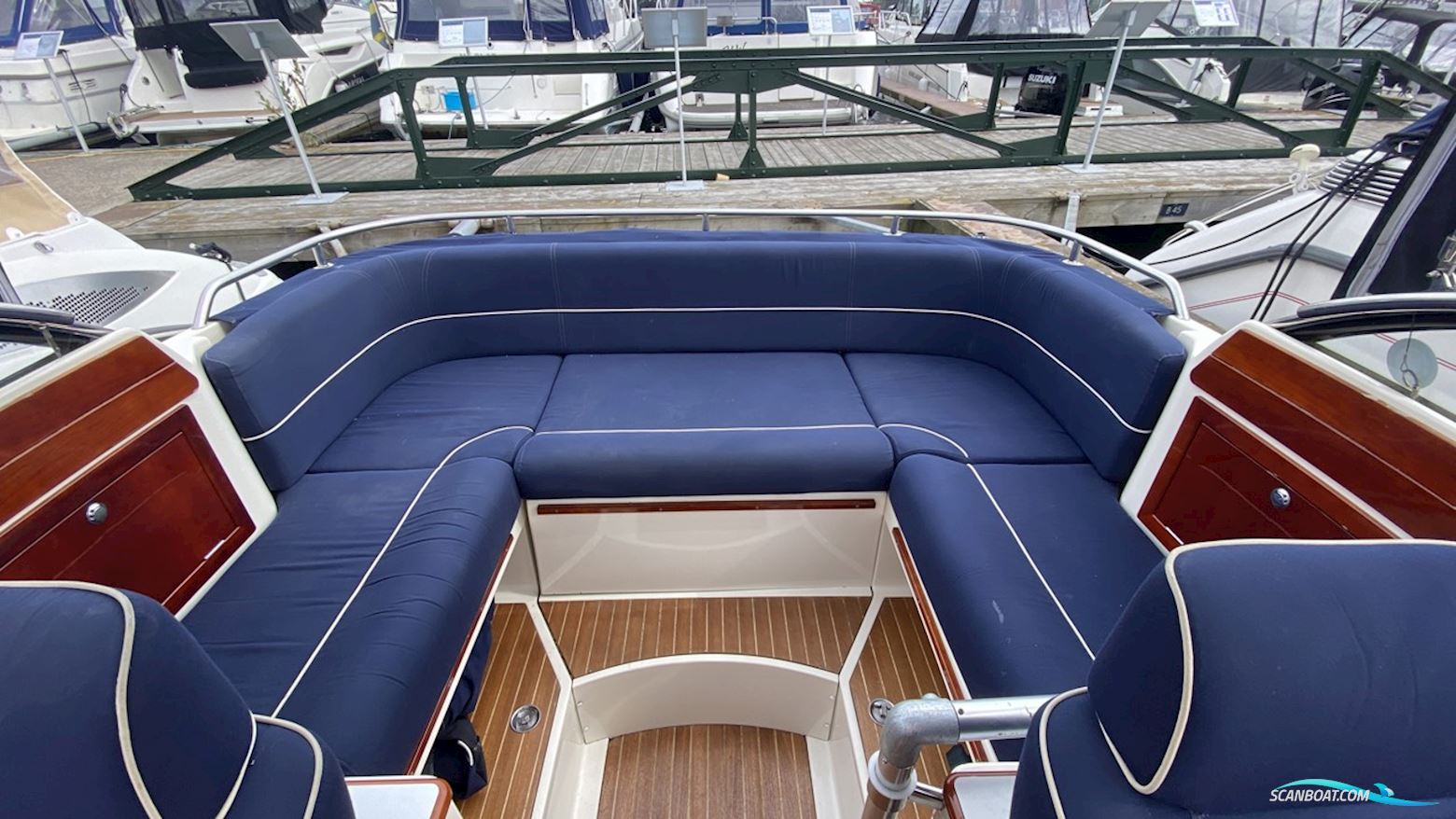 AQUADOR 23 DC