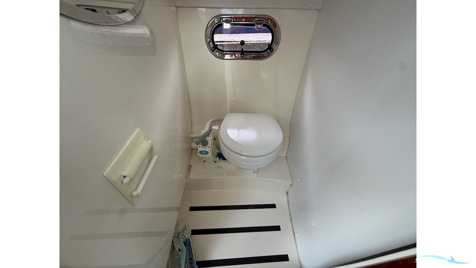 AQUADOR 23 HT