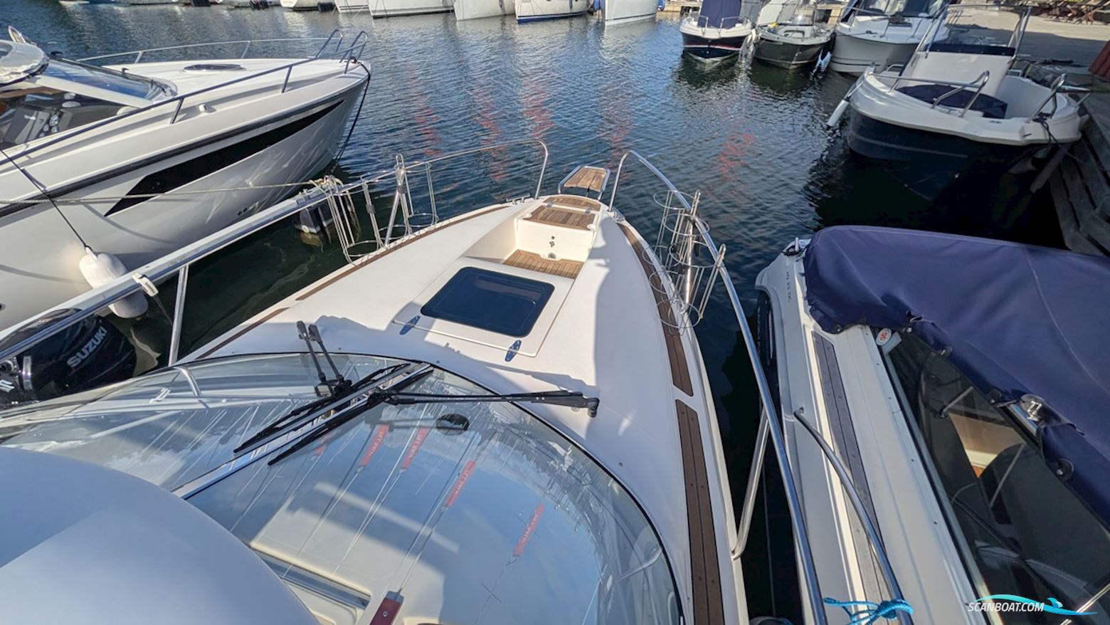 AQUADOR 23 HT