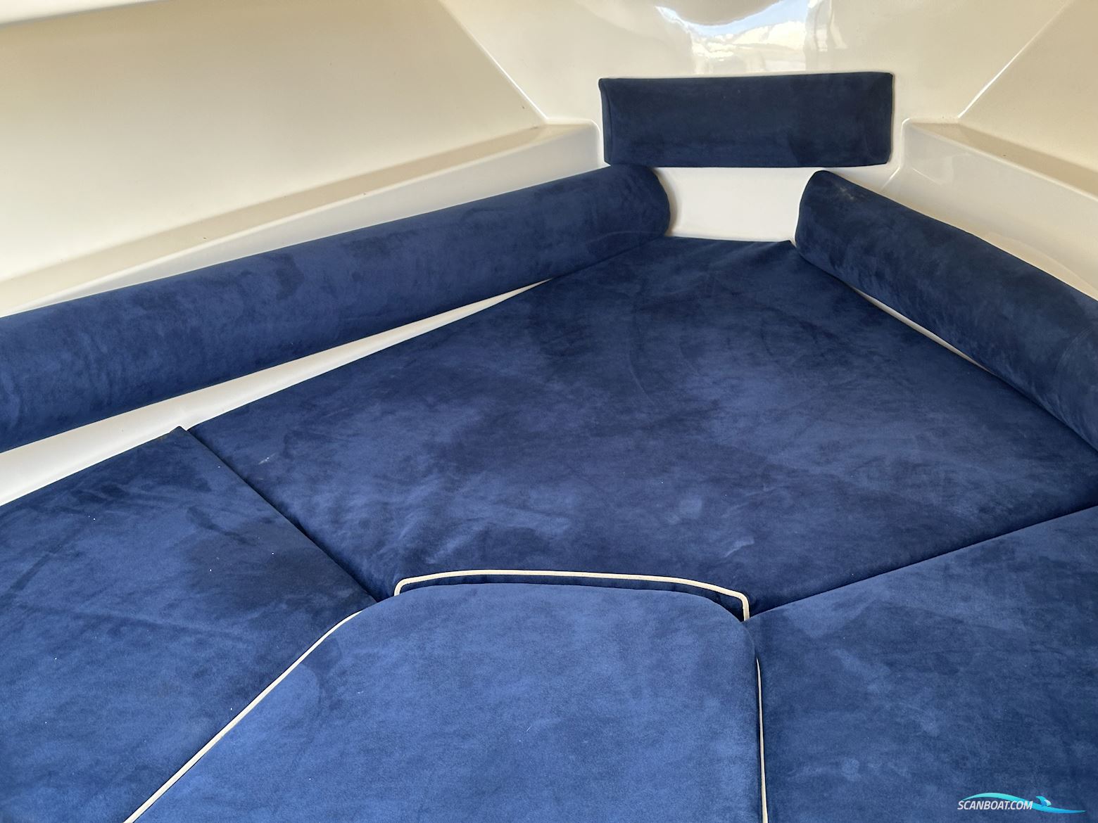 Aquador 23 Walkaround