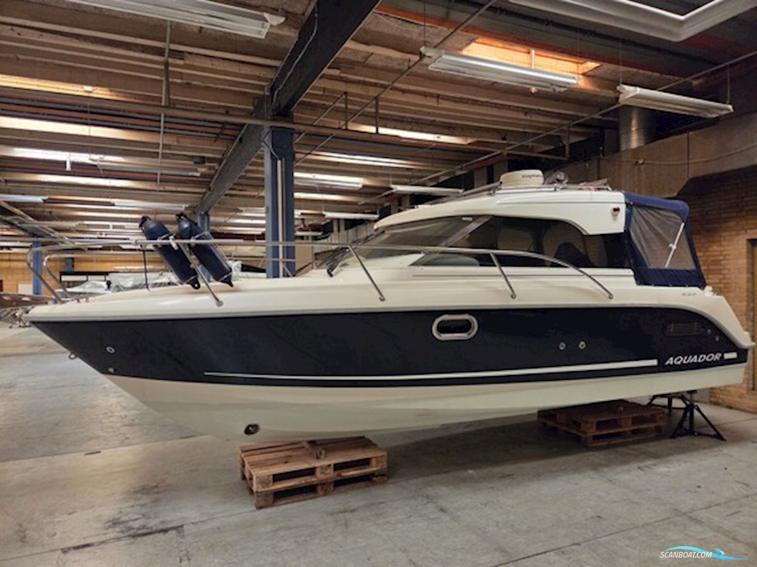 Aquador 23HT Motorboot 2005, mit Volvo Penta motor, Dänemark