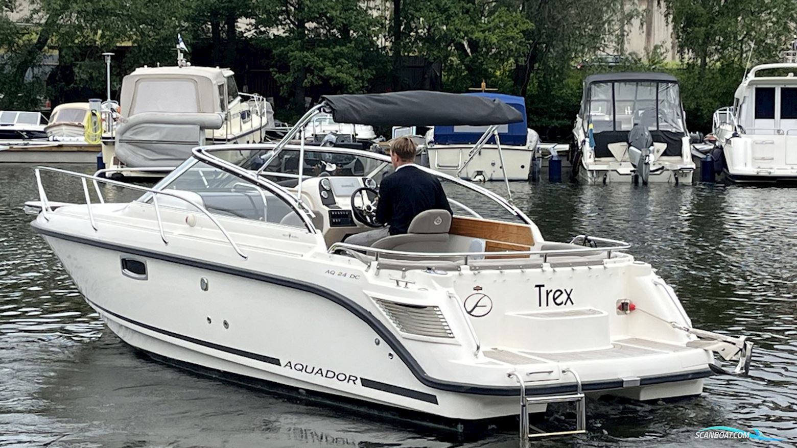 AQUADOR 24 DC