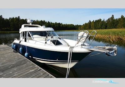 Aquador 25 C Motorboot 2008, mit Volvo Penta D4-300 motor, Finland