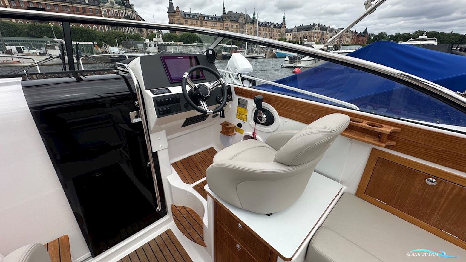 AQUADOR 25 DC