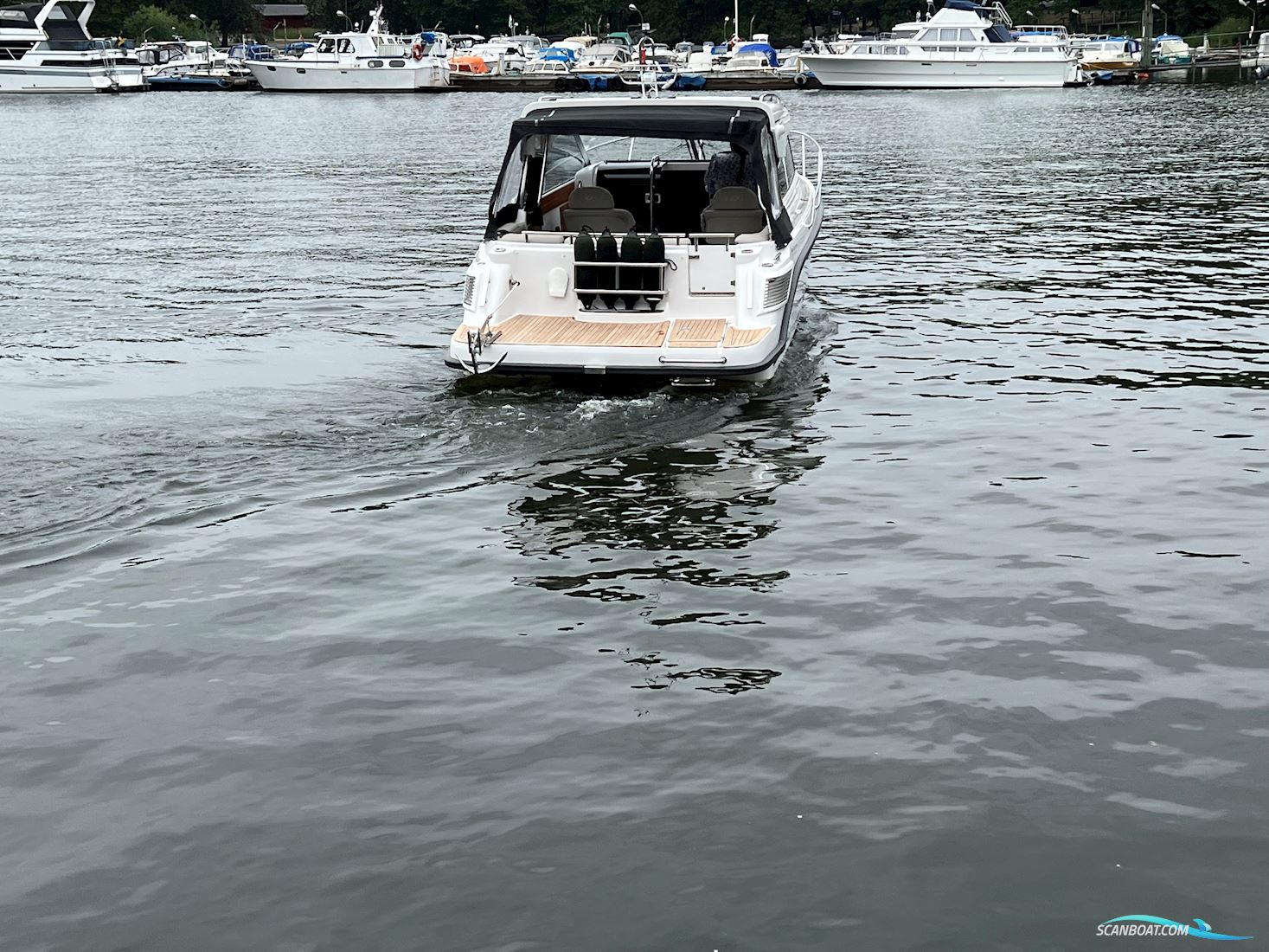 Aquador 25 ht Mercury 4,5L Dts/B3