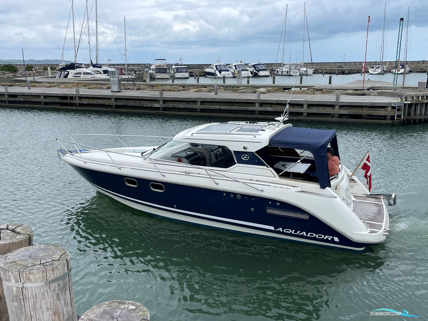 Aquador 26 HT Motorboot 2005, mit Volvo Penta Kad44-PC motor, Dänemark