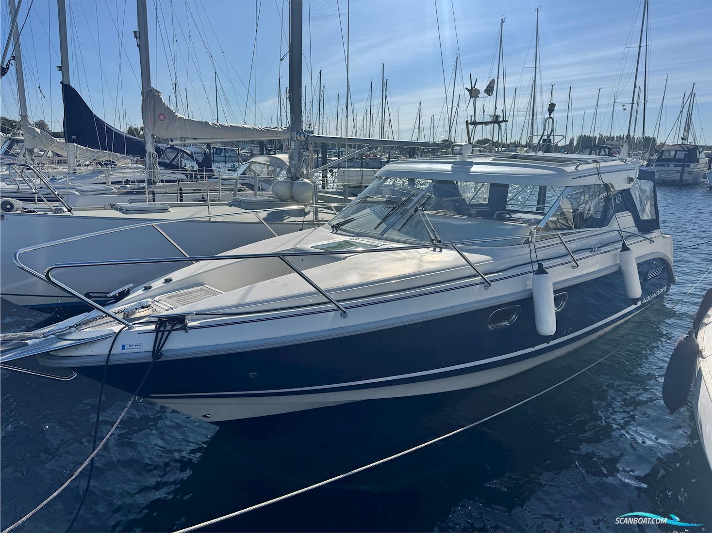 Aquador 26 HT Motorboot 2008, mit Volvo Penta D4 - 300 motor, Sweden