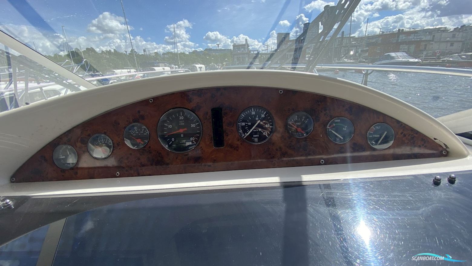 Aquador 26 HT