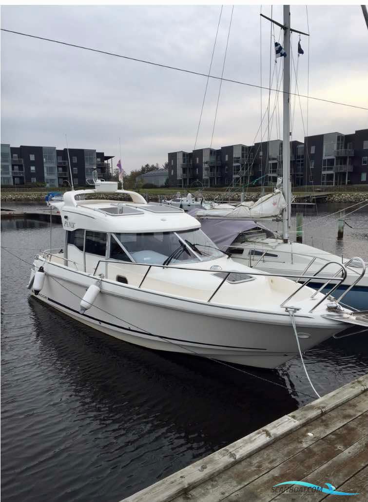 Aquador 28 C Motorboot 2007, mit Volvo Penta D6 motor, Dänemark