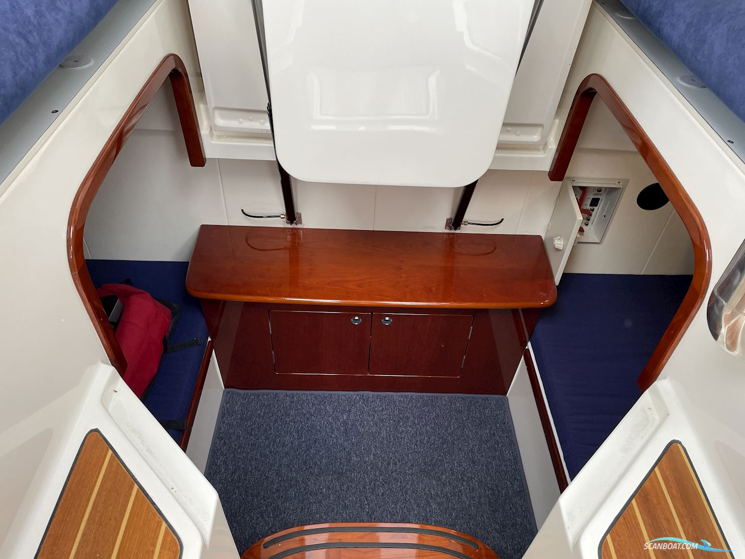 Aquador 28 C