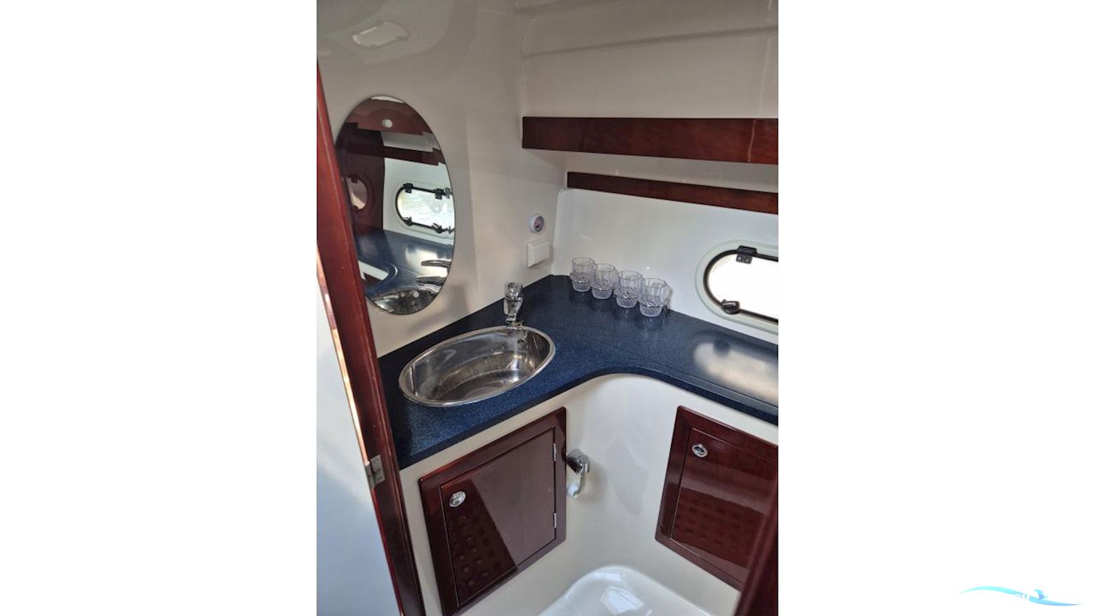Aquador 28 DC