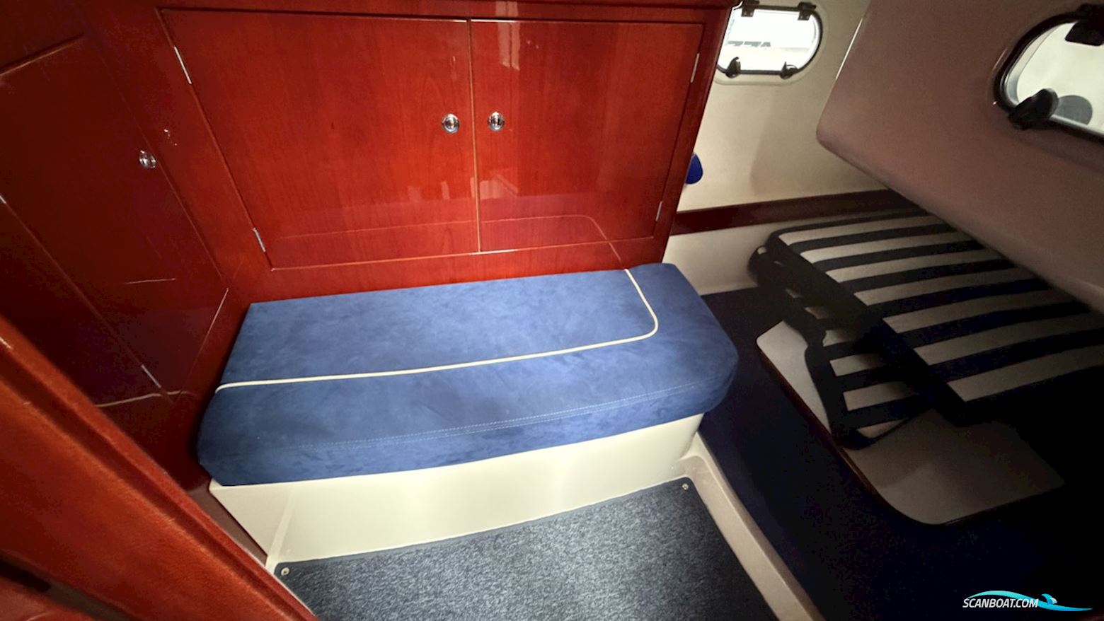 Aquador 28 DC