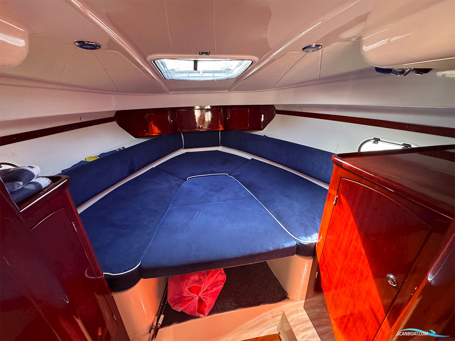 Aquador 28 DC