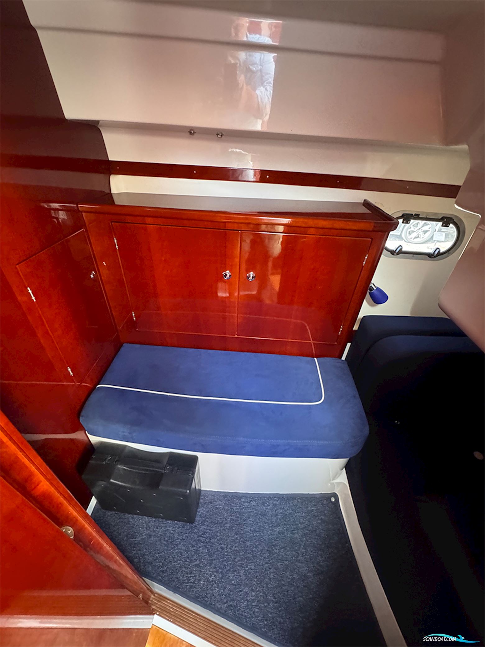 Aquador 28 DC