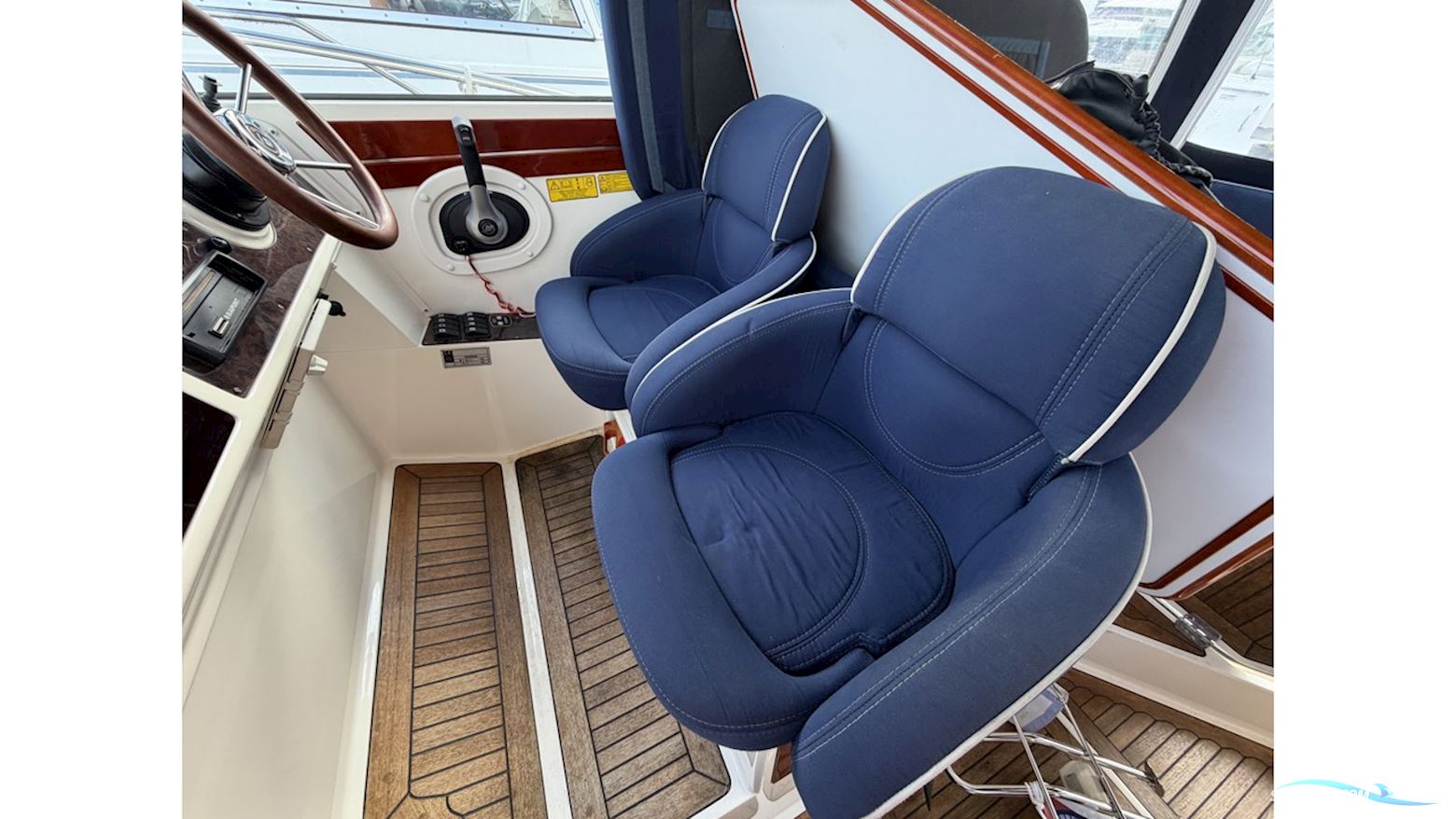 Aquador 28 DC
