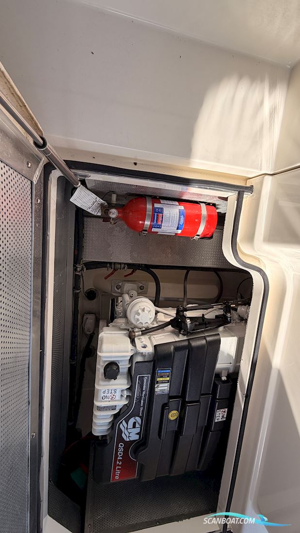 Aquador 28 HT Kun 386 Motortimer