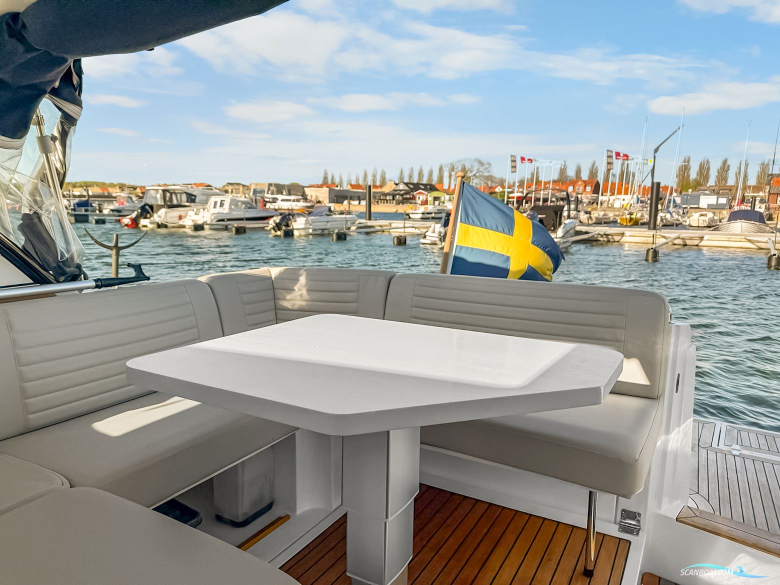 Aquador 28 HT