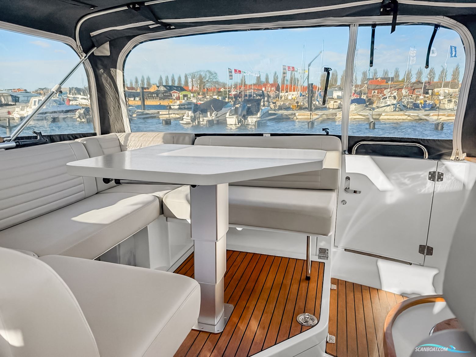 Aquador 28 HT
