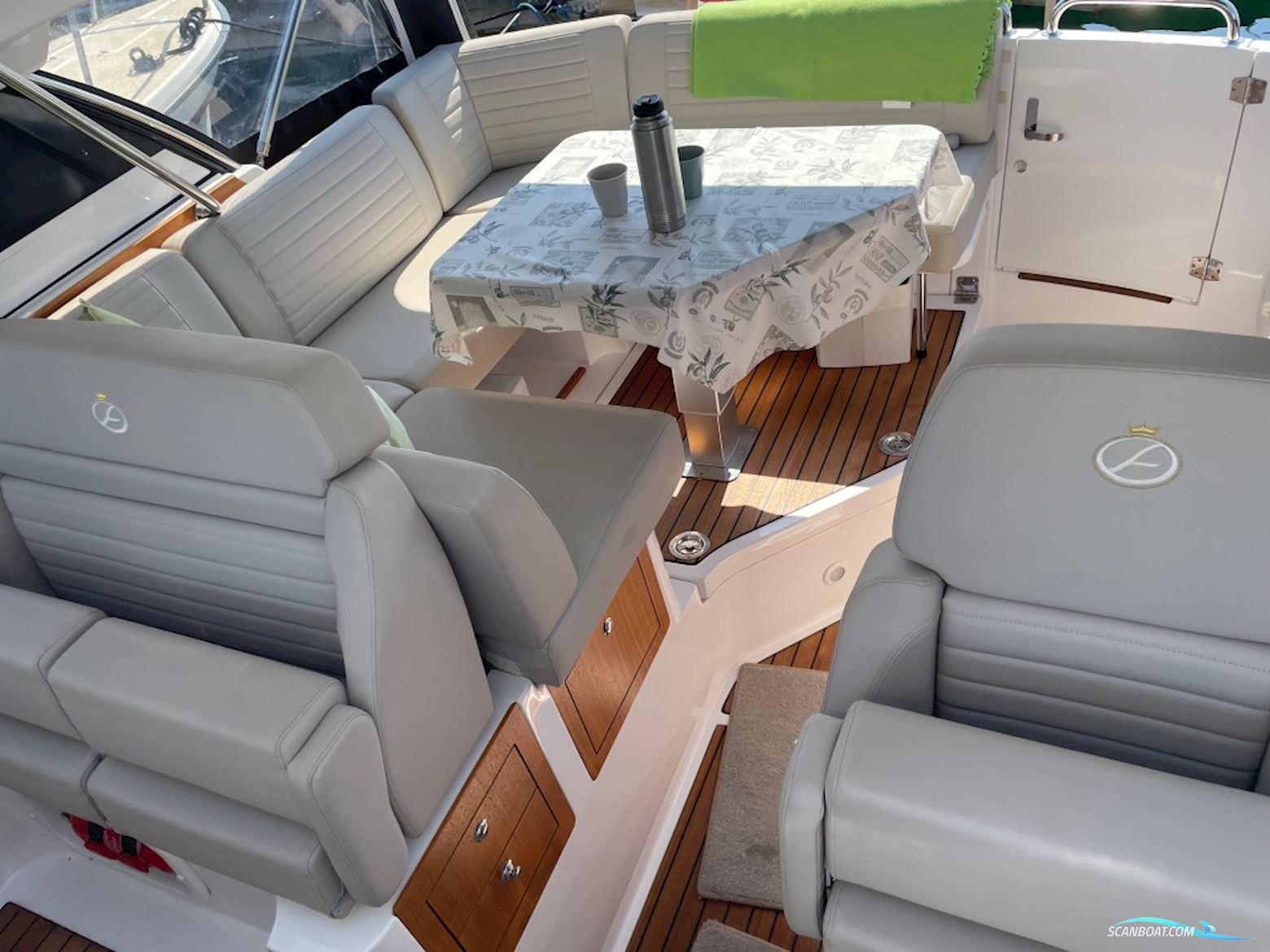 Aquador 28 HT