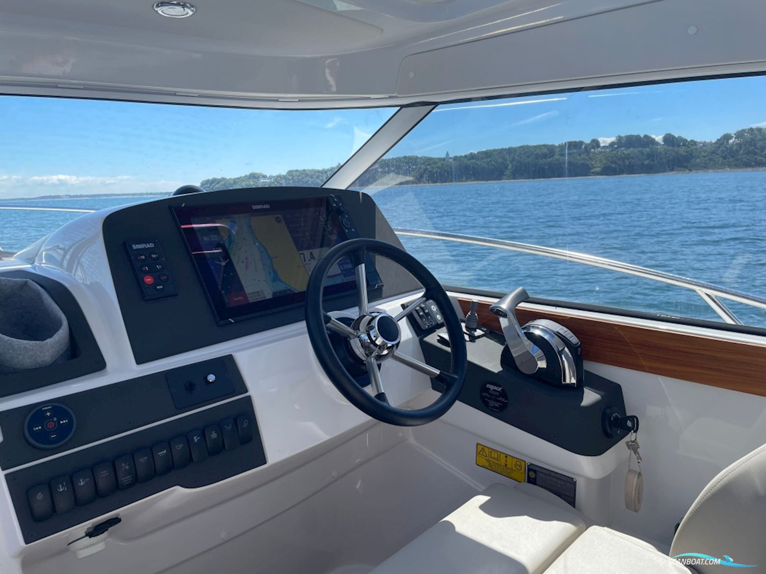 Aquador 28 HT