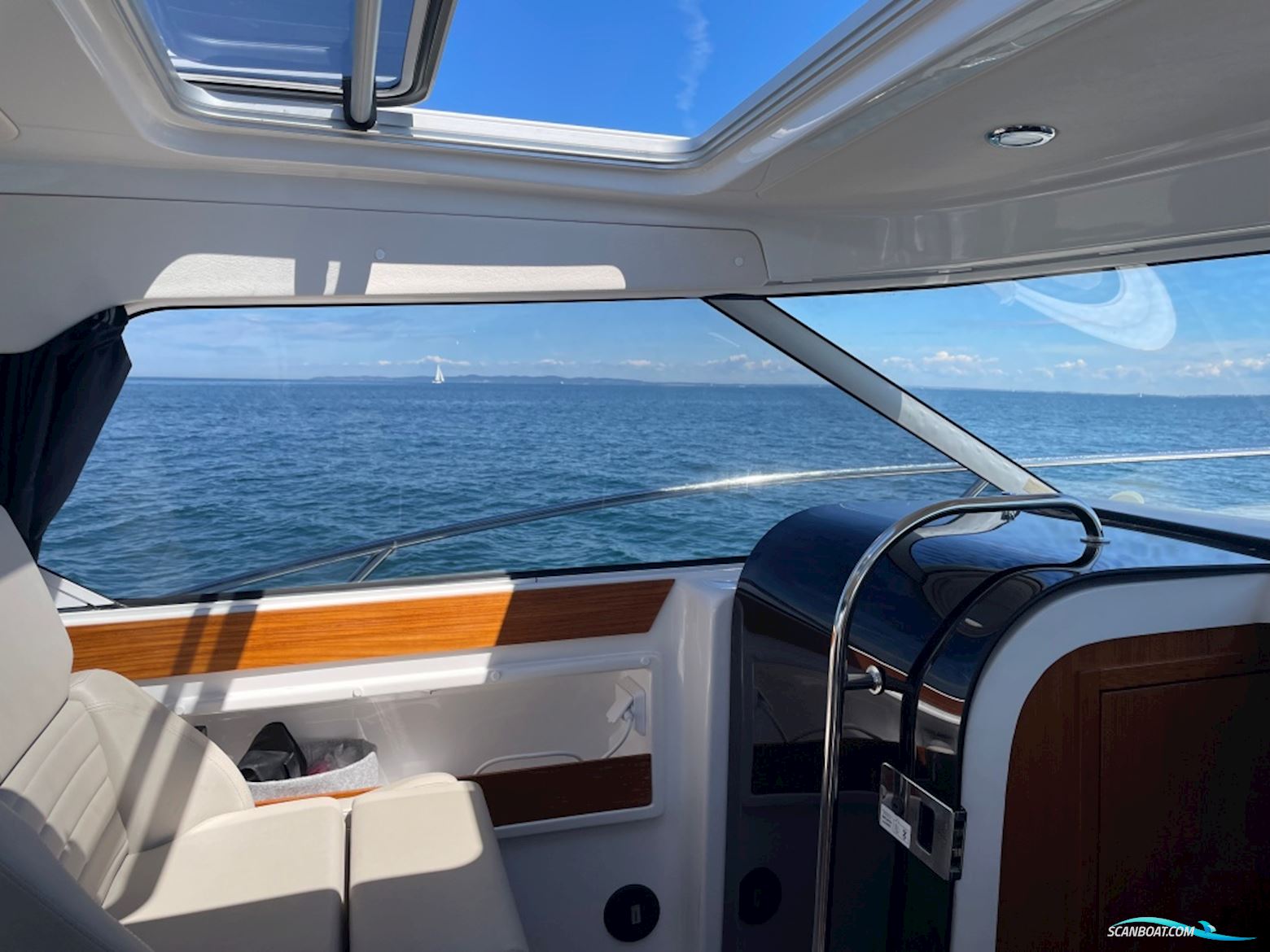 Aquador 28 HT