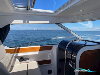 Aquador 28 HT Motorboot 2022, mit Mercruiser 3.0 Diesel motor, Dänemark