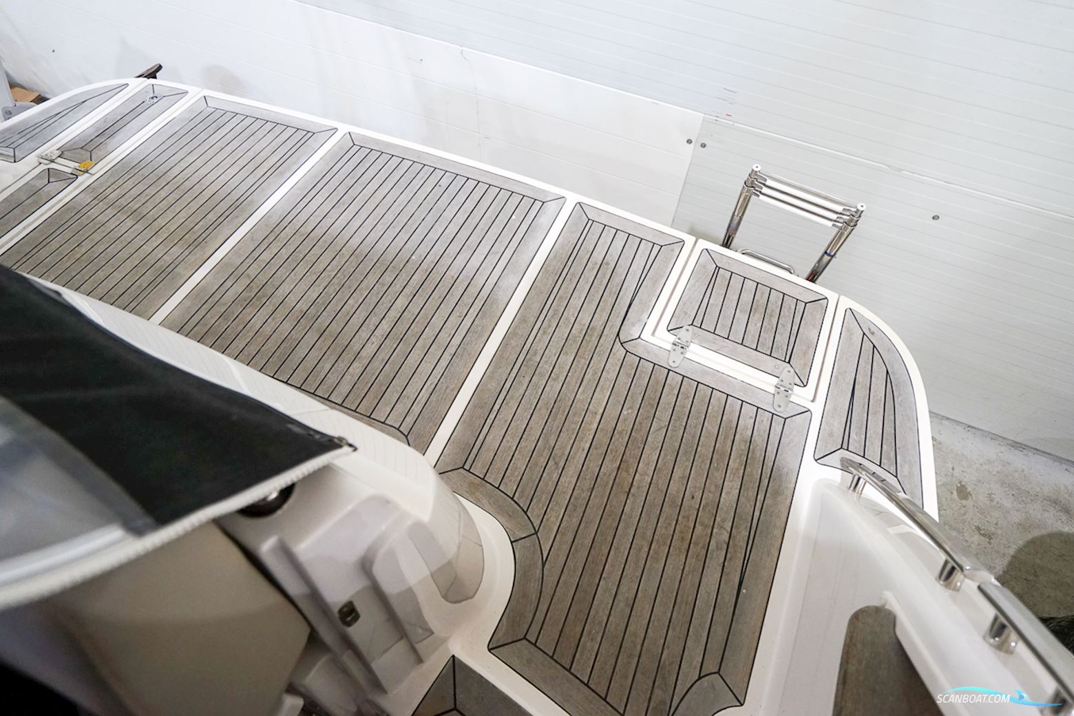 Aquador 28 HT