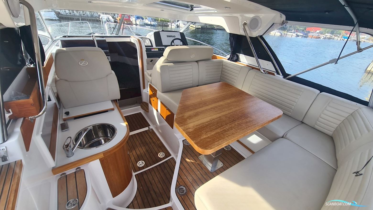 Aquador 28 HT