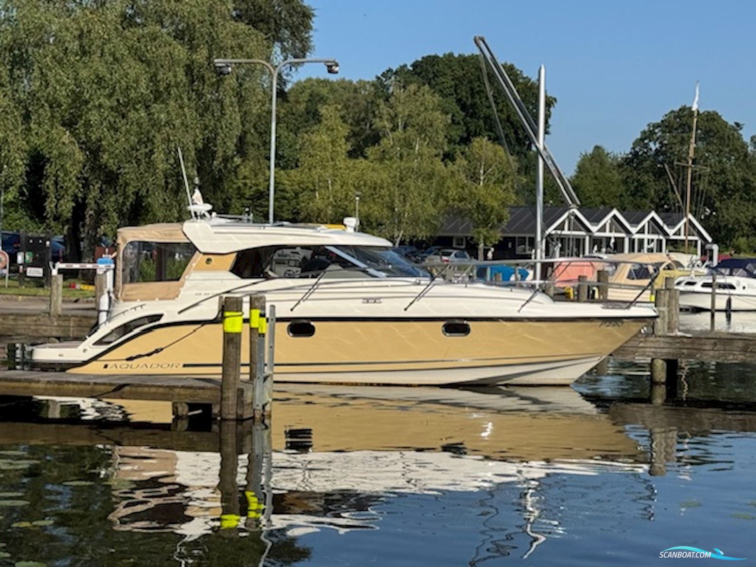 Aquador 30 HT Motorboot 0, Dänemark