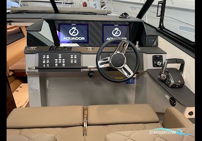 Aquador 300 HT Motorboot 2026, mit 2 x Mercury 200 motor, Dänemark