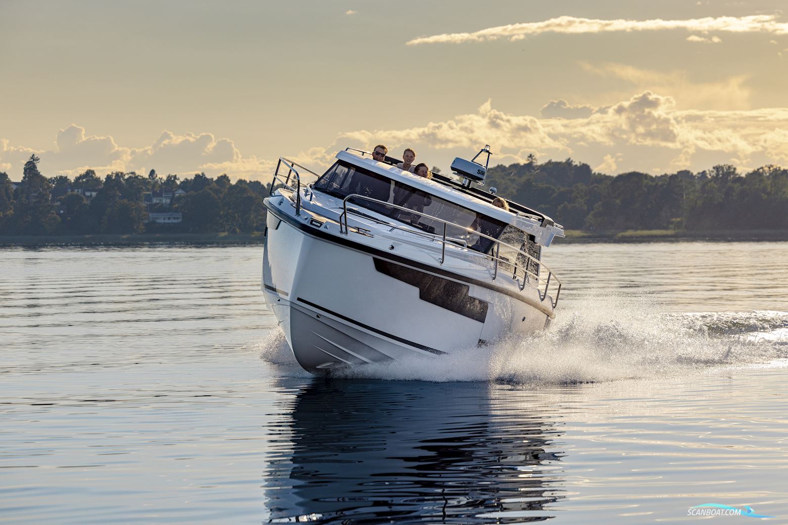Aquador 300 HT